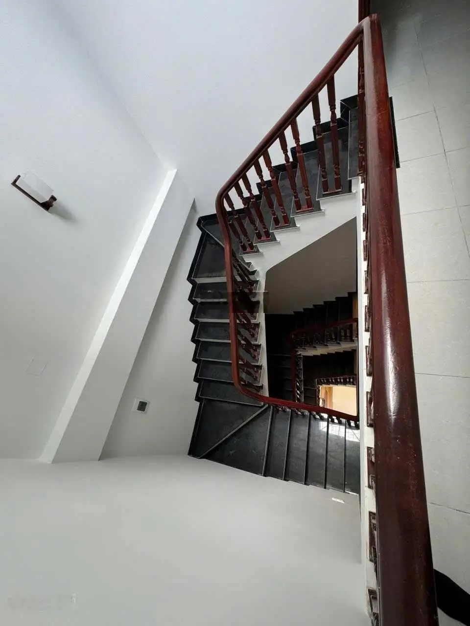 1 căn Duy nhất tại Đường Nguyễn Hoàng 50m2 - Lô Góc - Khu dân trí cao - gần chợ - nhà Mới - 8 tỷ