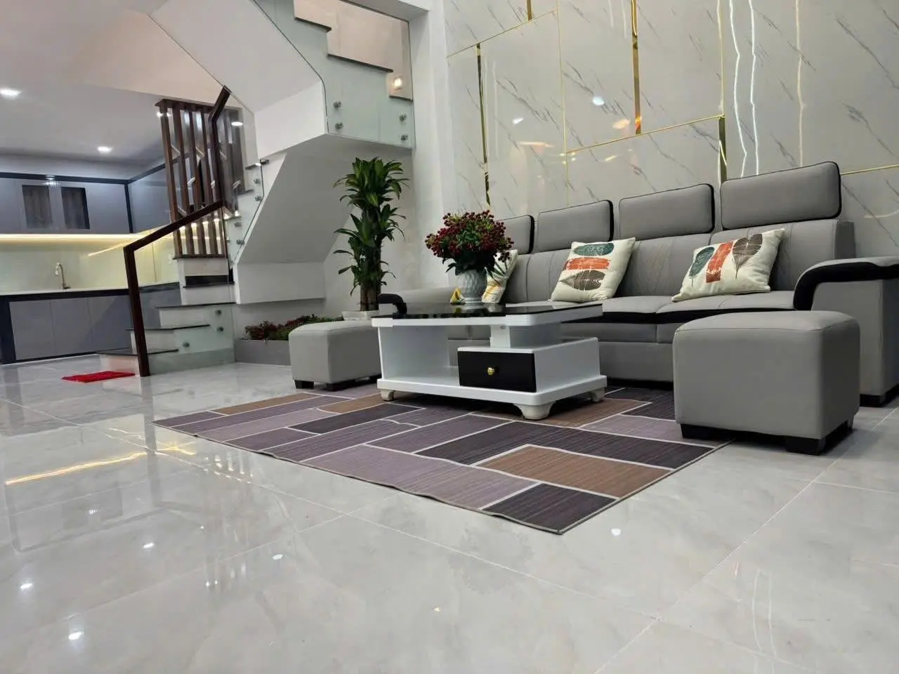 Bán nhà 1 xẹc Hà Huy Giáp,hẻm xe hơi. Quận 12