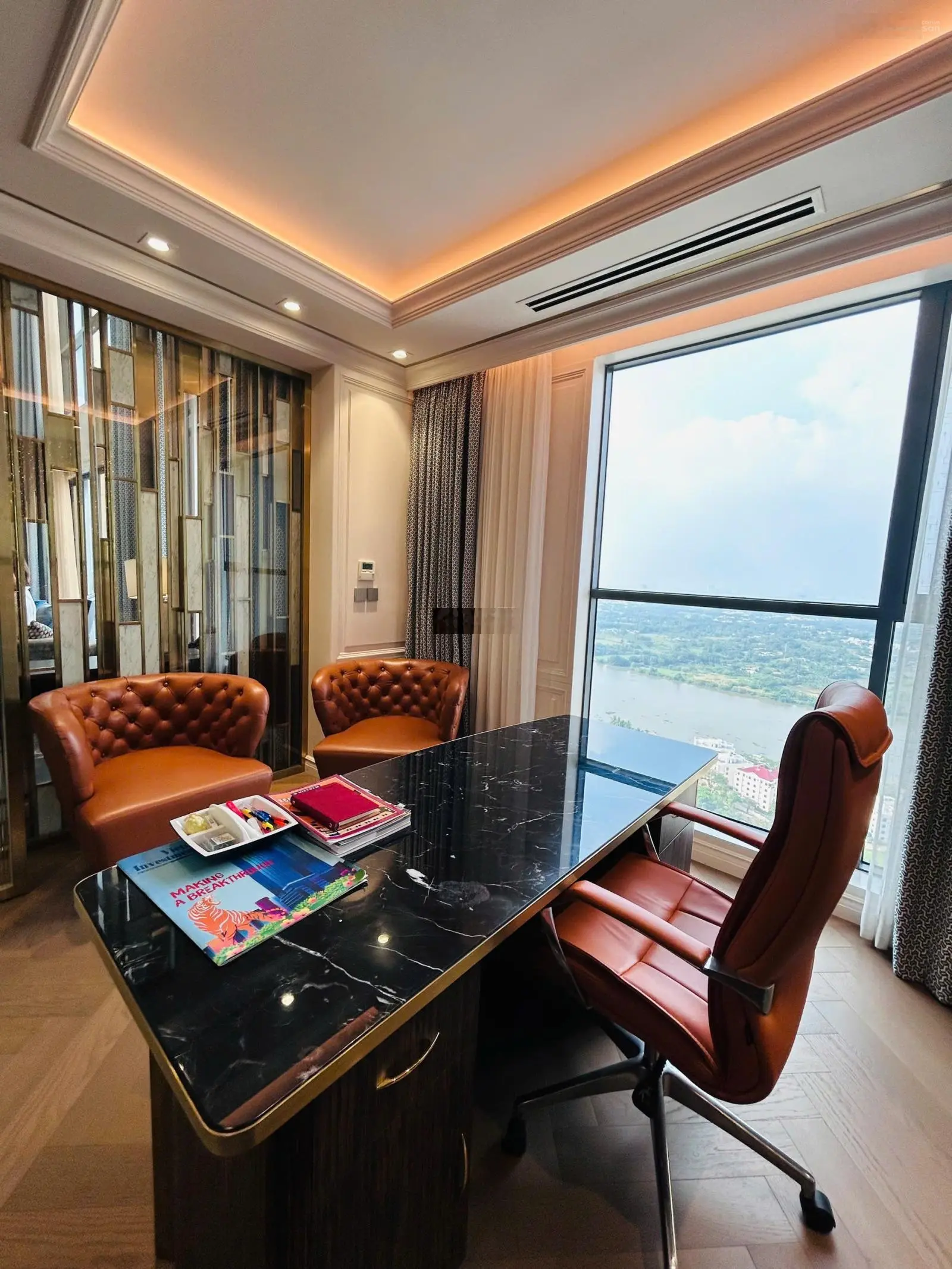 Bán penthouse nội thất sang trọng view sông q2 thảo điền. liên hệ 0902 835 ***