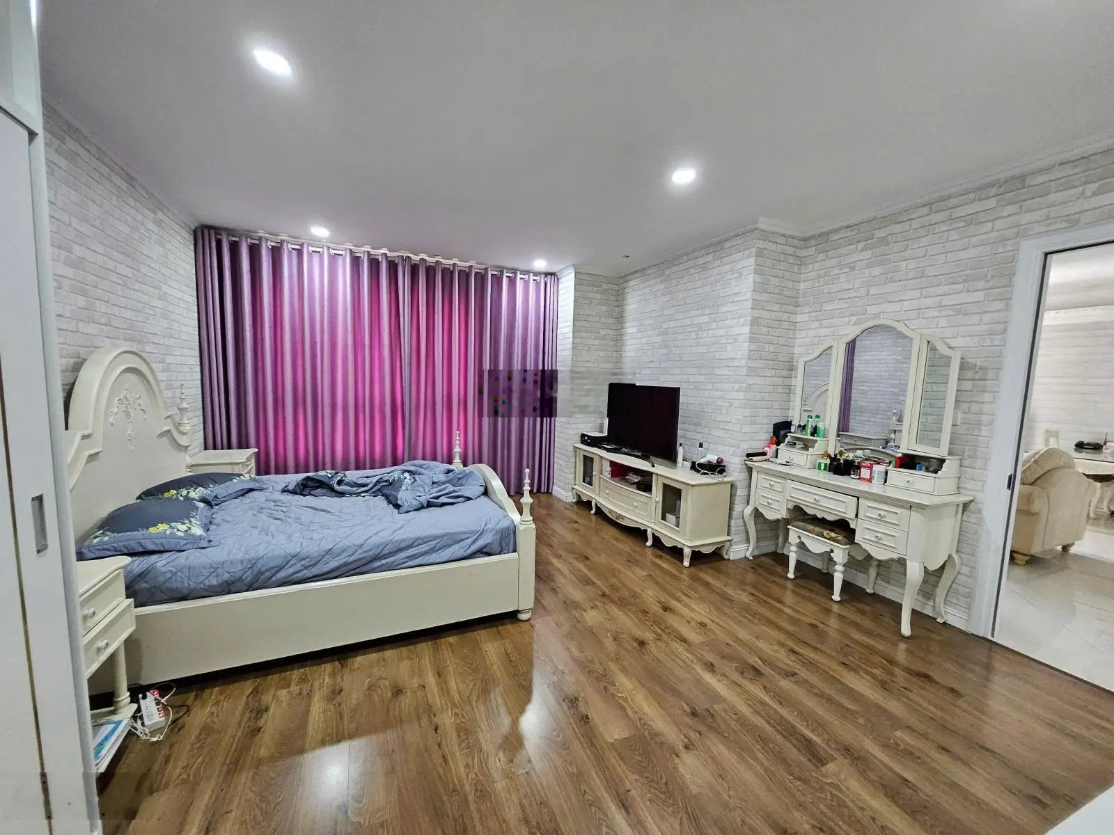 Bán căn hộ cao cấp 122m2 - 3PN The Lancaster - sổ hồng lâu dài - view sông Sài Gòn và Cầu Bason