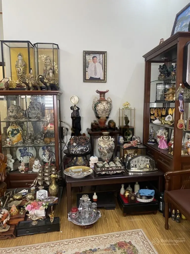 Bán nhà mặt phố tại Phường Tân Phú, Quận 7, Hồ Chí Minh, giá 24 tỷ, 108m2, view đẹp