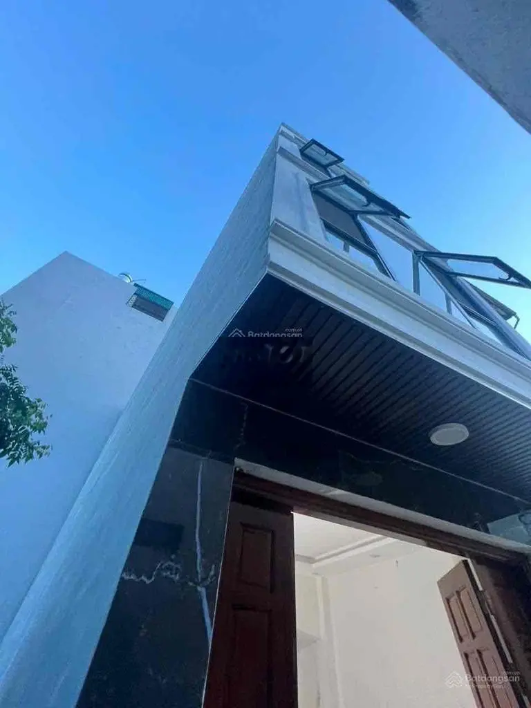 Nhà gần ô tô phố nguyễn lam phúc đồng