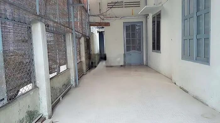 25tr/m2.Bán dãy trọ. Cho thuê 15. 7x16. 112m2 đất TC. Giáp GV