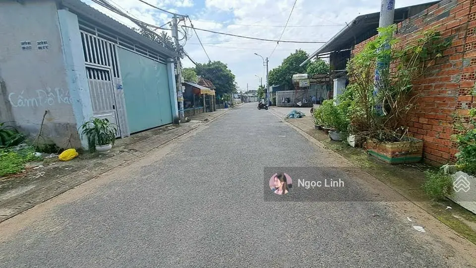 Bán nhanh lô đất MT Lý Thường Kiệt, Châu Thành, Sóc Trăng, gần chợ Hòa Thuận. DT 120m2/500tr SHR