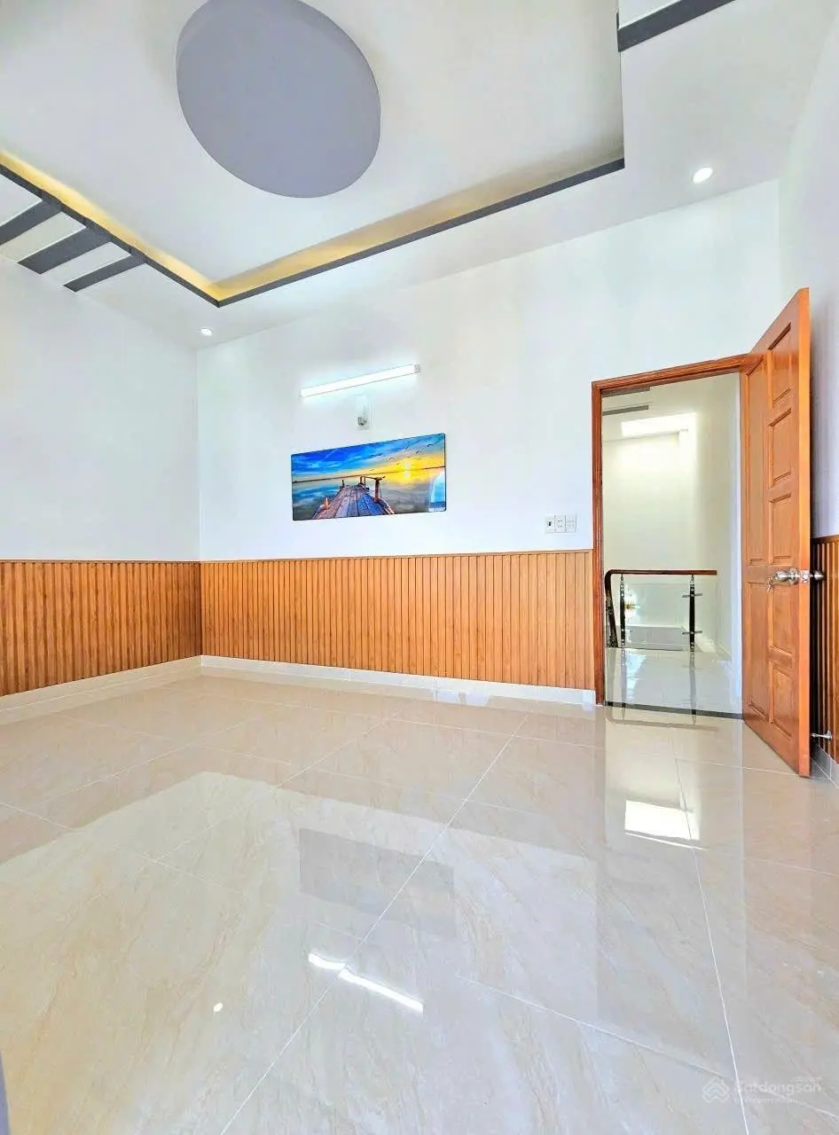 Bán nhà hẻm xe hơi 1942 Huỳnh Tấn Phát. TT Nhà Bè. Dt 5x12.5m. 3 tầng. Giá 5 tỷ 250 tr