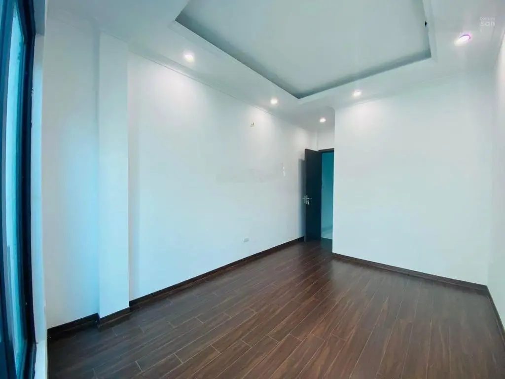 Bán nhà mặt phố view hồ tây vị trí trung tâm q.tây hồ kd dòng tiền ổn định giá rẻ cho nhà đầu tư