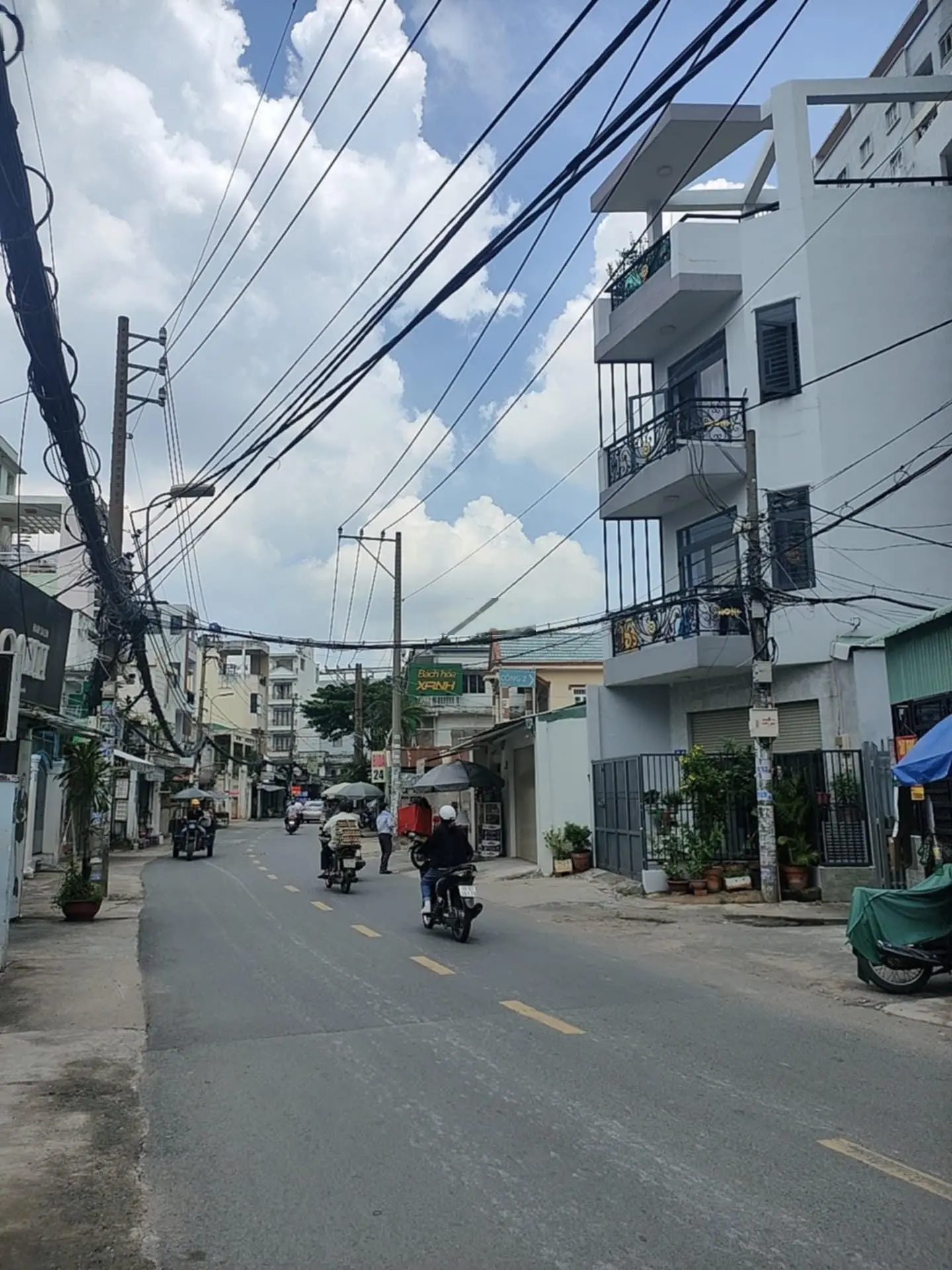 Bán nhà 8,2 x 19m mặt tiền Nguyễn Thượng Hiền, P5, Bình Thạnh