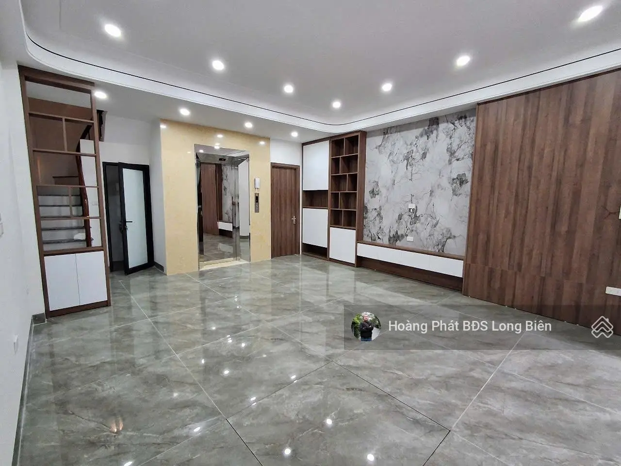 Bán nhà 48m2 x 6T thang máy tại Long Biên. Cách 1 nhà ra mặt phố Đàm Quang Trung. Lh 0965858116
