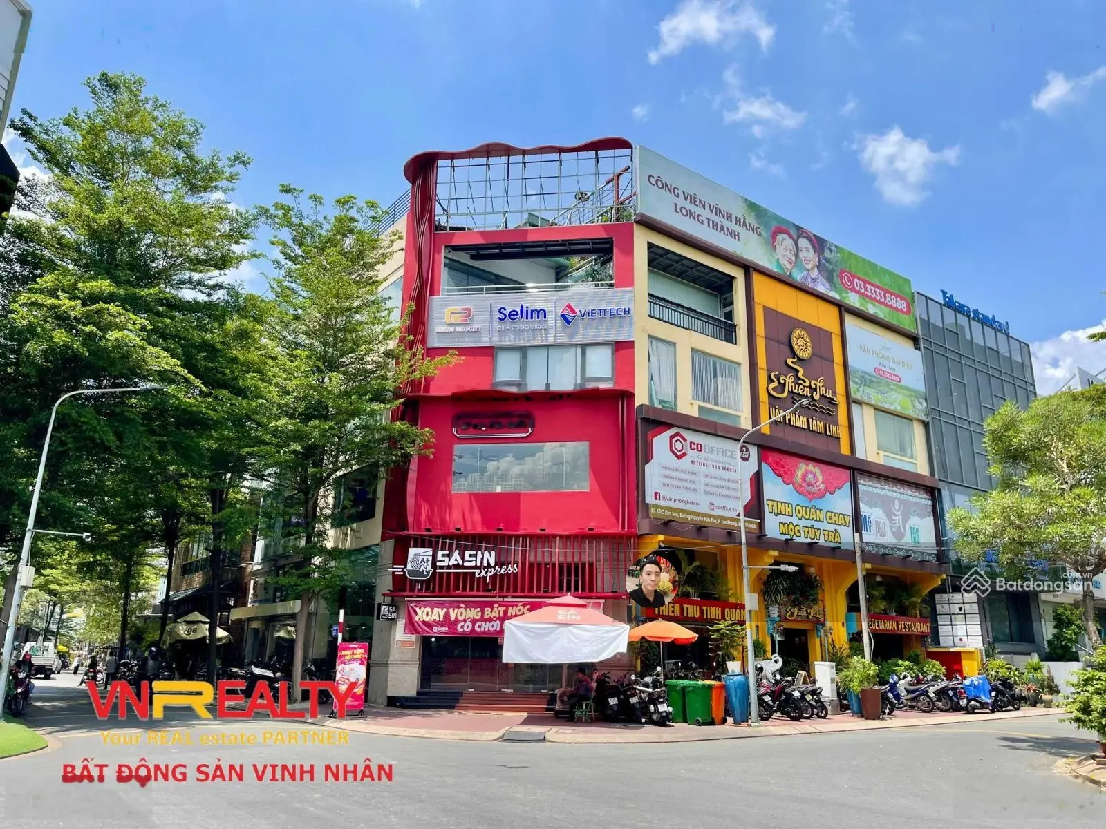 Cần bán nhanh nhà phố 4 tầng (5x20m) góc 2 MT Nguyễn Hữu Thọ và Đường Số 3 KDC Kim Sơn giá 29,5 tỷ