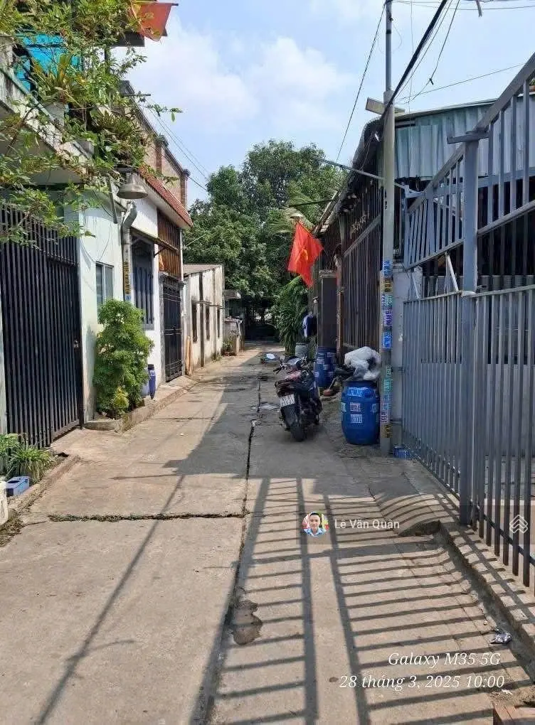 Bán rẻ nhà tân đông hiệp dĩ an gần lê hồng phong