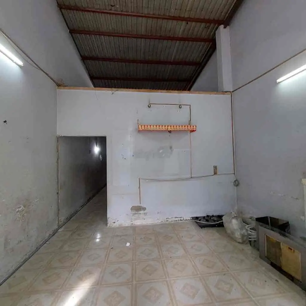 Nhà 2 mặt hẻm Lưu Hữu Phước diện tích khủng 121.3m2, SHR, chỉ 3.5 tỷ.