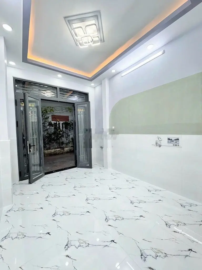 Bán gấp nhà 1 lầu 2pn, hẻm 7m thông, đúc kiên cố, Nguyễn Ảnh Thủ - Q12