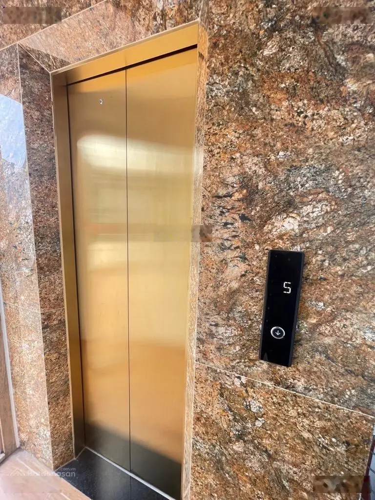 Một Nhà Ra Phố Bạch Mai_5Tầng Thang Máy_8Phòng Khép Kín_80m2 Hơn 13Tỷ