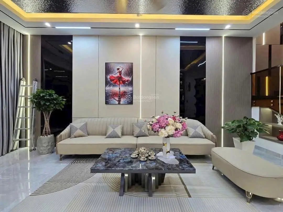 Bán nhà Trước Tết Đường Hồ Tùng Mậu, Hòa Minh, Nhiều Tiện Ích FULL Nội Thất Xịn Đẳng Cấp Giá 8ty89