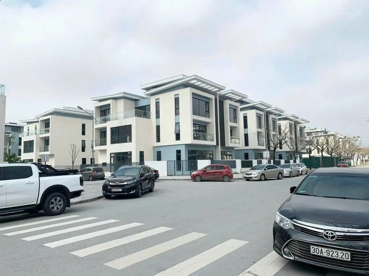 Em Trang,pkd Nam Cường gửi anh chị quỹ căn ưu đãi,Vip 180-250m2 giá từ 38 tỉ(Ưu đãi hộ khẩu Hà Nội)