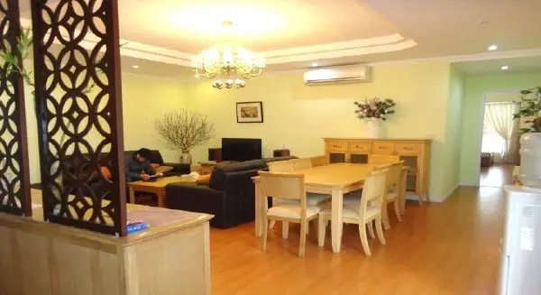 Gia đình cần bán căn hộ 3PN - N05 Hoàng Đạo Thúy - Cầu Giấy - Liên hệ 0886896533