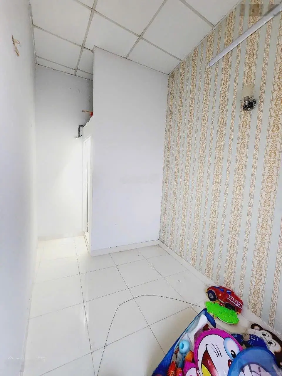 Bán nhà có sổ hồng - bao sửa chữa như mới - hẻm 1716 HTP - TT. Nhà Bè