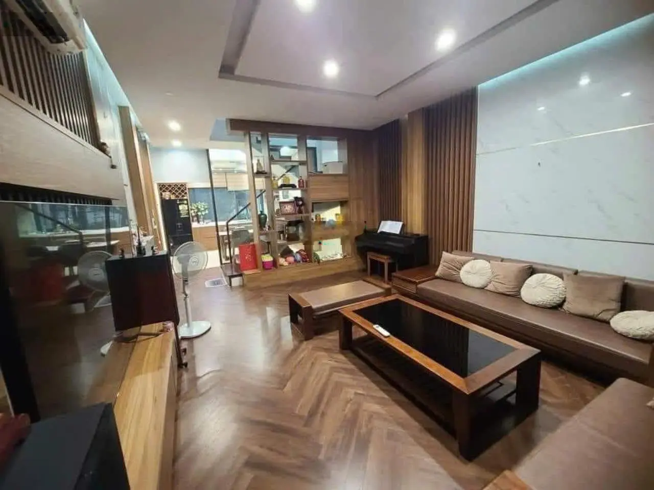 Phân lô Nguyễn Công Hoan, Ba Đình, gara ô tô, nhà đẹp, thang máy, 49m2, 10 tỷ