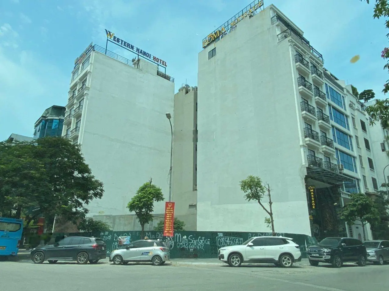 Bán nhà đất P. Dịch Vọng Hậu, Trần Thái Tông, DT 147 m2, MT: 8,5m xây full đất cao. LH 0984250719