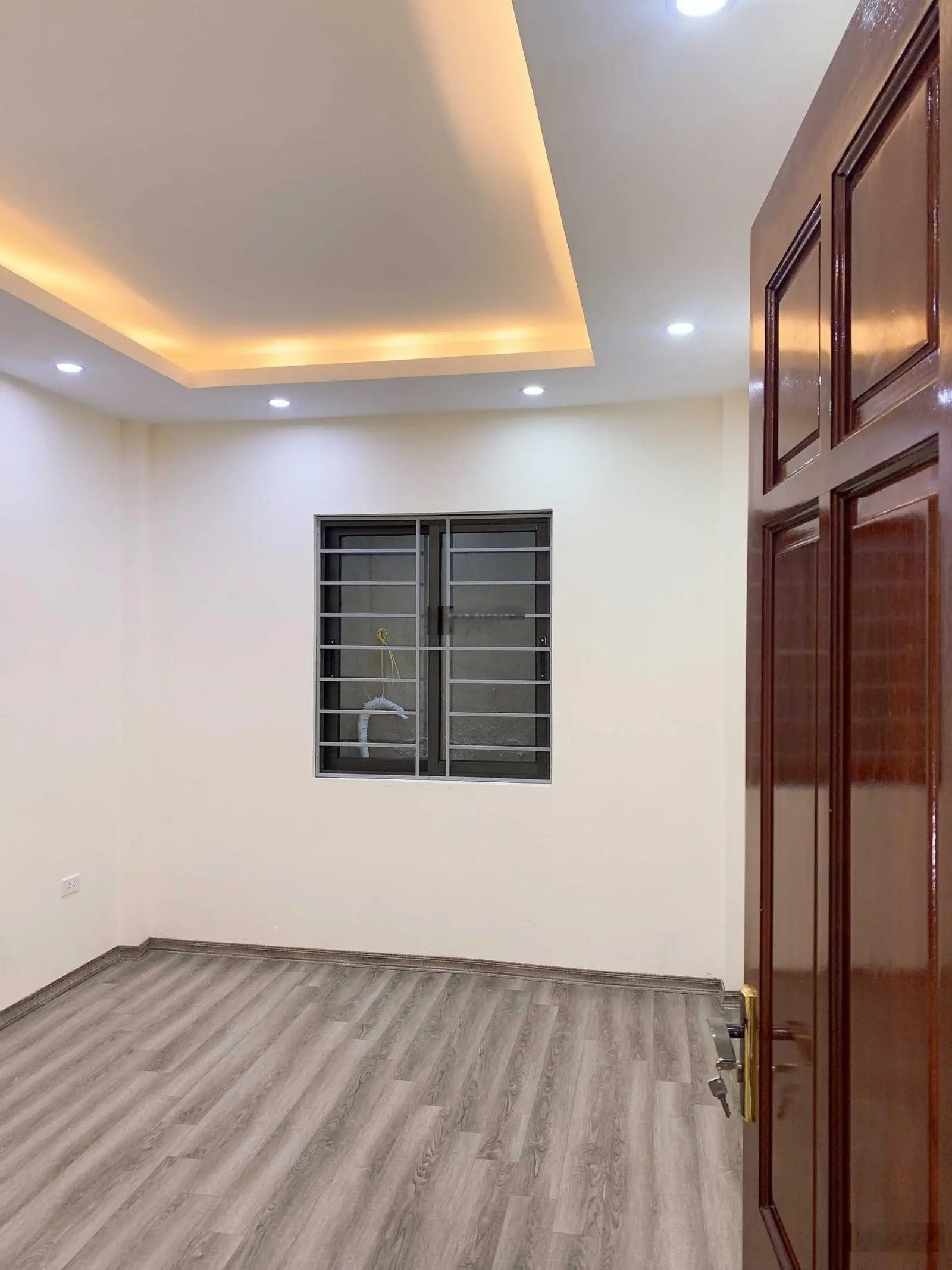 Bán gấp nhà 4T Dân xây phố Tố Hữu Phan Đình Giót Hà Đông 41m2 ô tô đỗ cửa giá chỉ 6.15tỷ 0972 096 ***