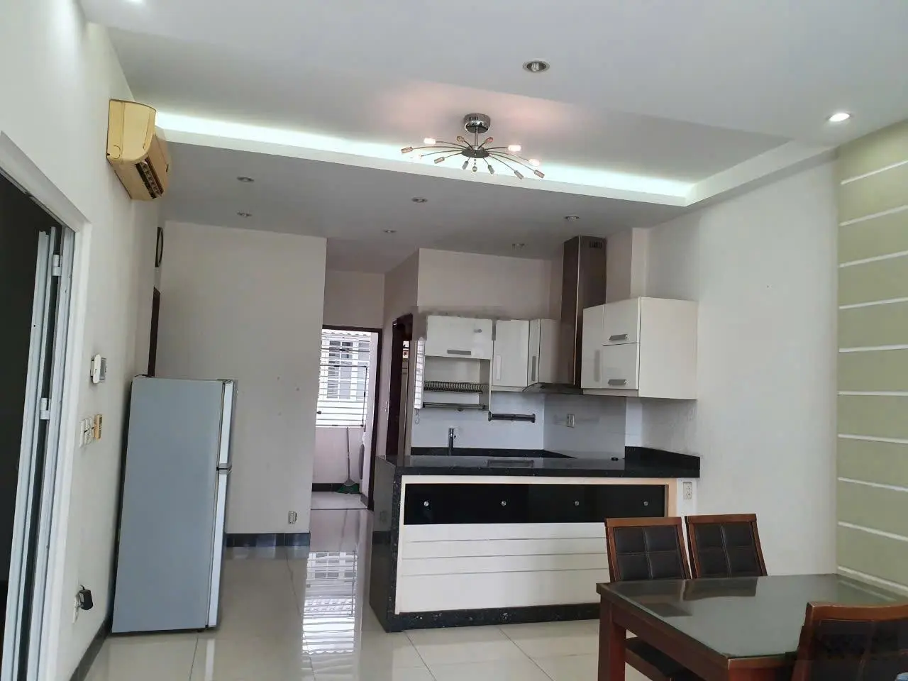 Bán biệt thự 5PN, 5WC, 144m2 tại Khu phố Nam Thông II,Phú Mỹ Hưng, Q7, HCM, giá 37 tỷ VND