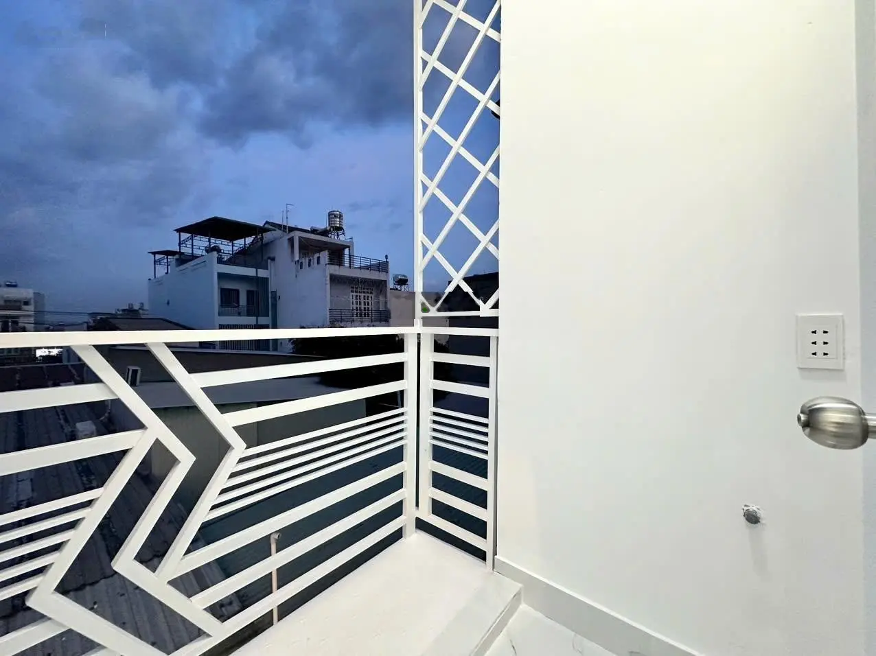 Cơ hội sở hữu nhà đẹp giá rẻ tại thị trấn Nhà Bè