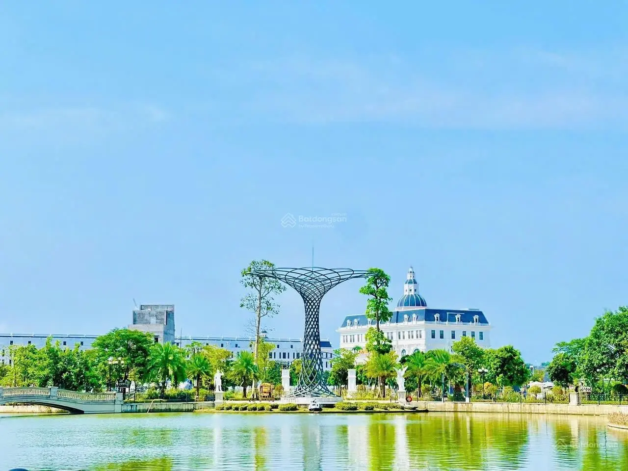 [TIN SIÊU HOT] Đất vàng trao tay nhận ngay siêu xe. Sở hữu lô đất Sổ đỏ chỉ từ 2,5 tỷ/lô