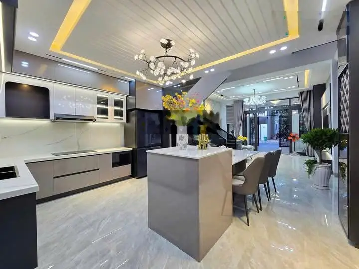 Cần Bán gấp nhà 3PN-3WC 75m2 Hoàng Hoa Thám hẻm 6m - full nội thất mới giá 2ty5