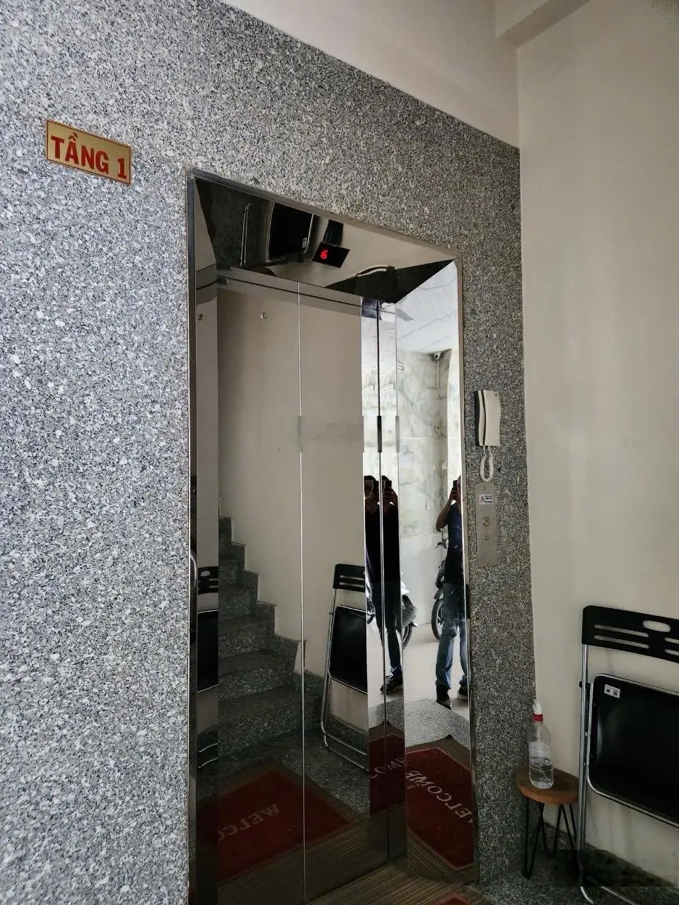 Bán Nhà Mặt Phố Đường Võ Nguyên Giáp, 7 tang 25 tỷ VND, 87 m2, 7PN + 7 WC, uy tín