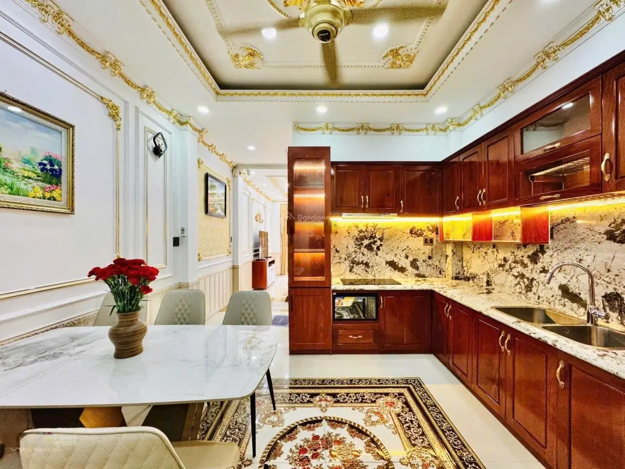 Cô lan phương bán gấp lại 2.38tỷ 52m2 4x13 ở võ văn tần p5 quận 3 dọn vào ở ngay luôn