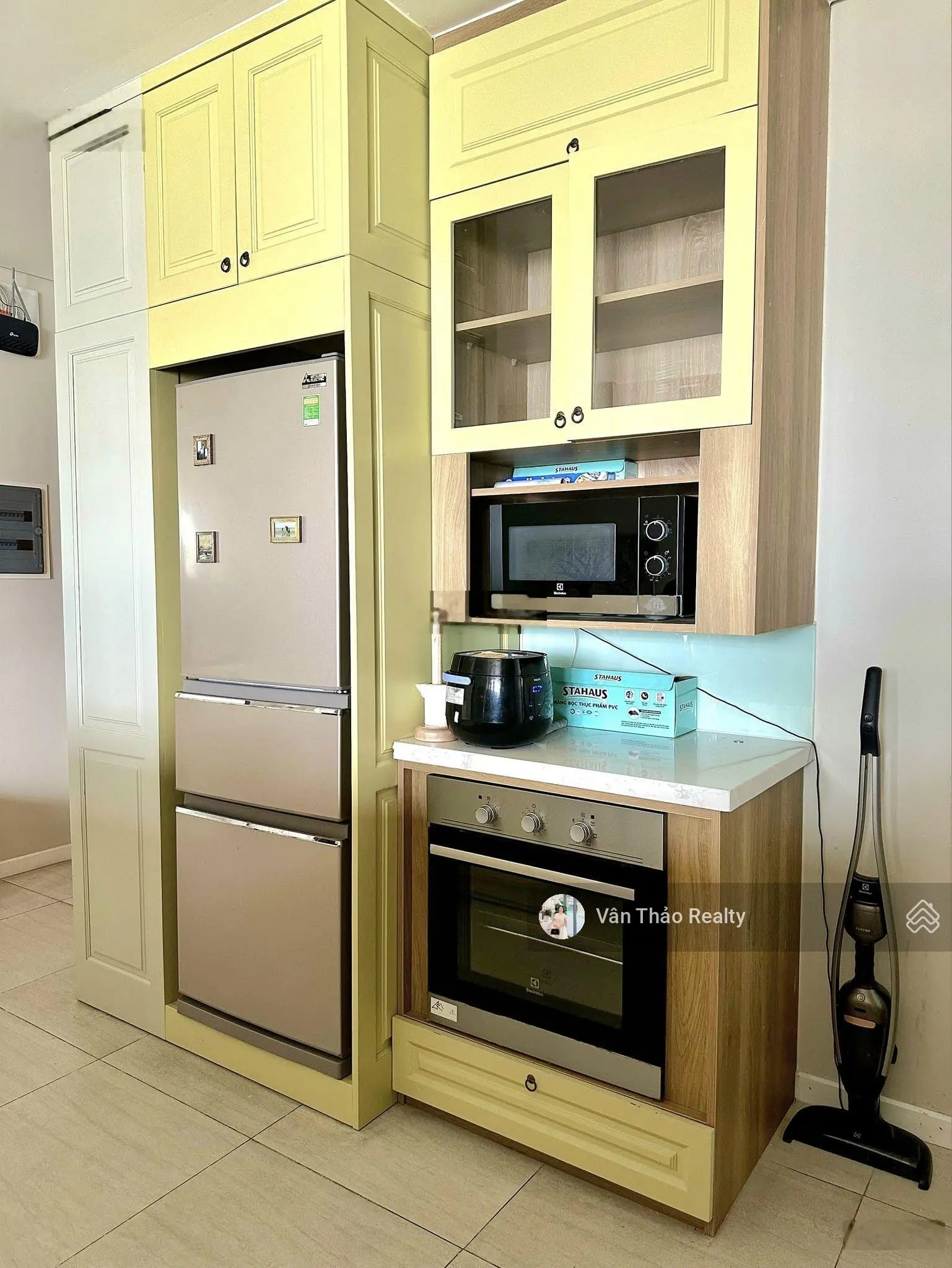 (Giá tốt - nội thất đẹp) căn hộ 3PN view hồ bơi, tầng thấp tại Đảo Kim Cương - Diamond Island