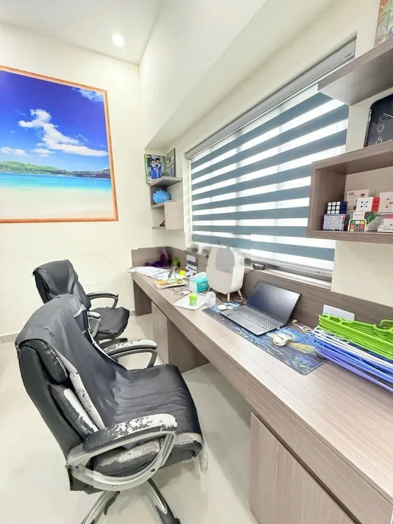 Bán nhà Tôn Thất Thuyết Quận 4 - hẻm ôtô - 50m2 - 4 Tầng - chỉ 6 Tỷ nhỉnh - Tiện kinh doanh