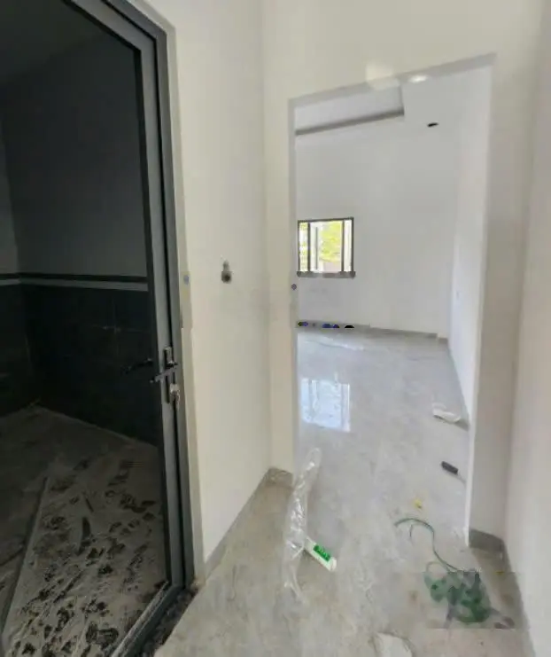 Bán gấp nhà Bình Chánh 80m2. SHR. MTĐ 5m. Đang cho thuê 7tr/tháng
