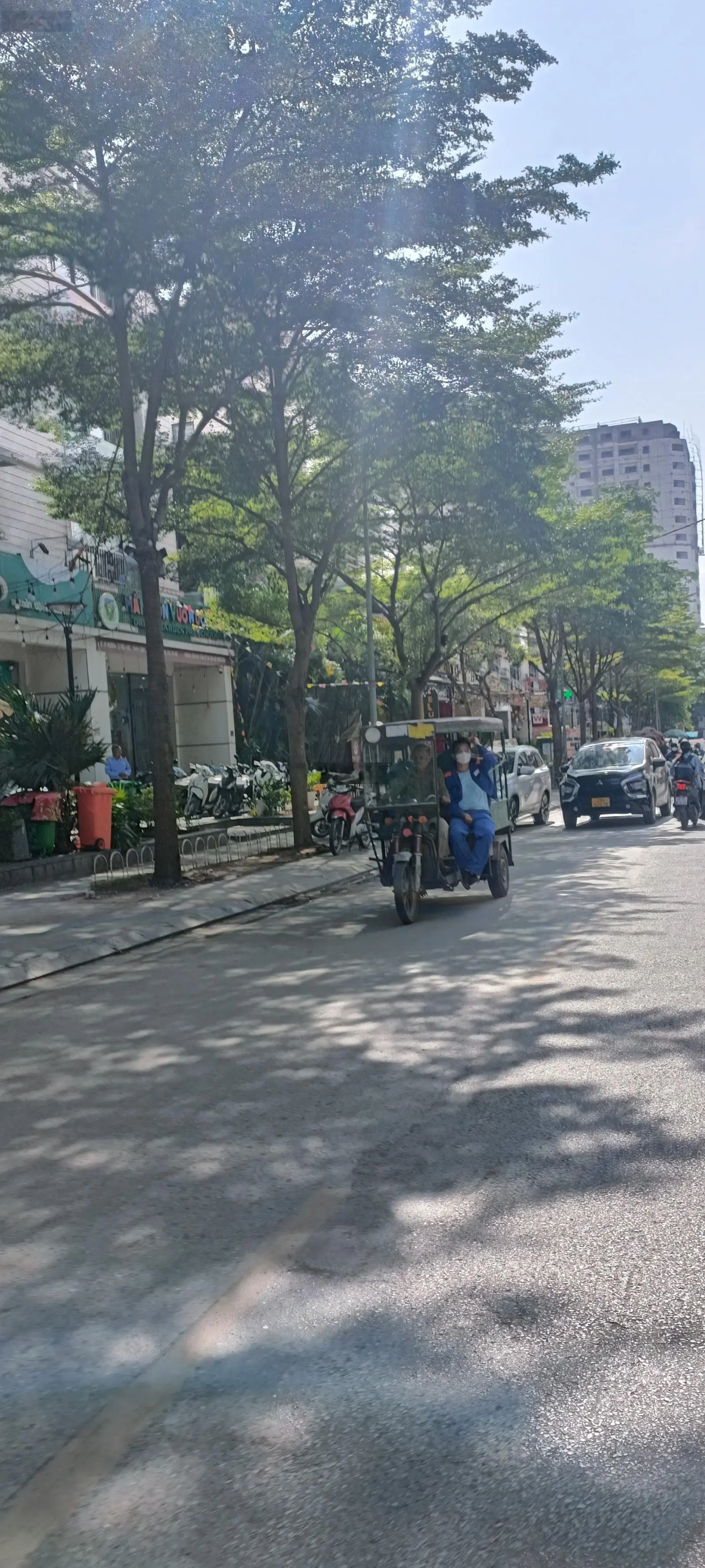 Bán nhà Triều Khúc 25m2 xây 5 tầng. Lô góc 3pn full nội thất. Giá 3.8 tỷ