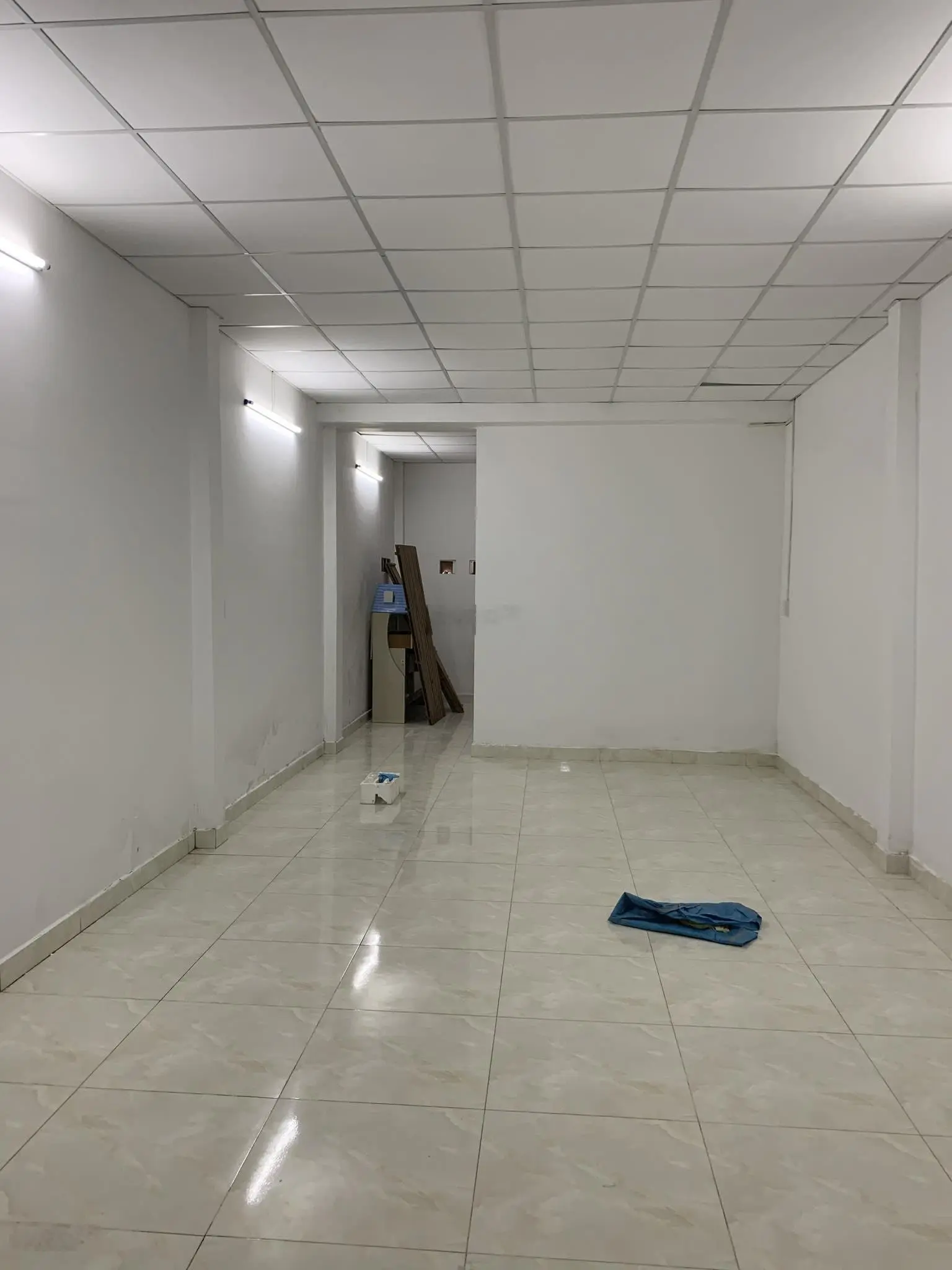 Nhà cc kế mặt tiền liên khu 4+5 giá 34,5tr.m