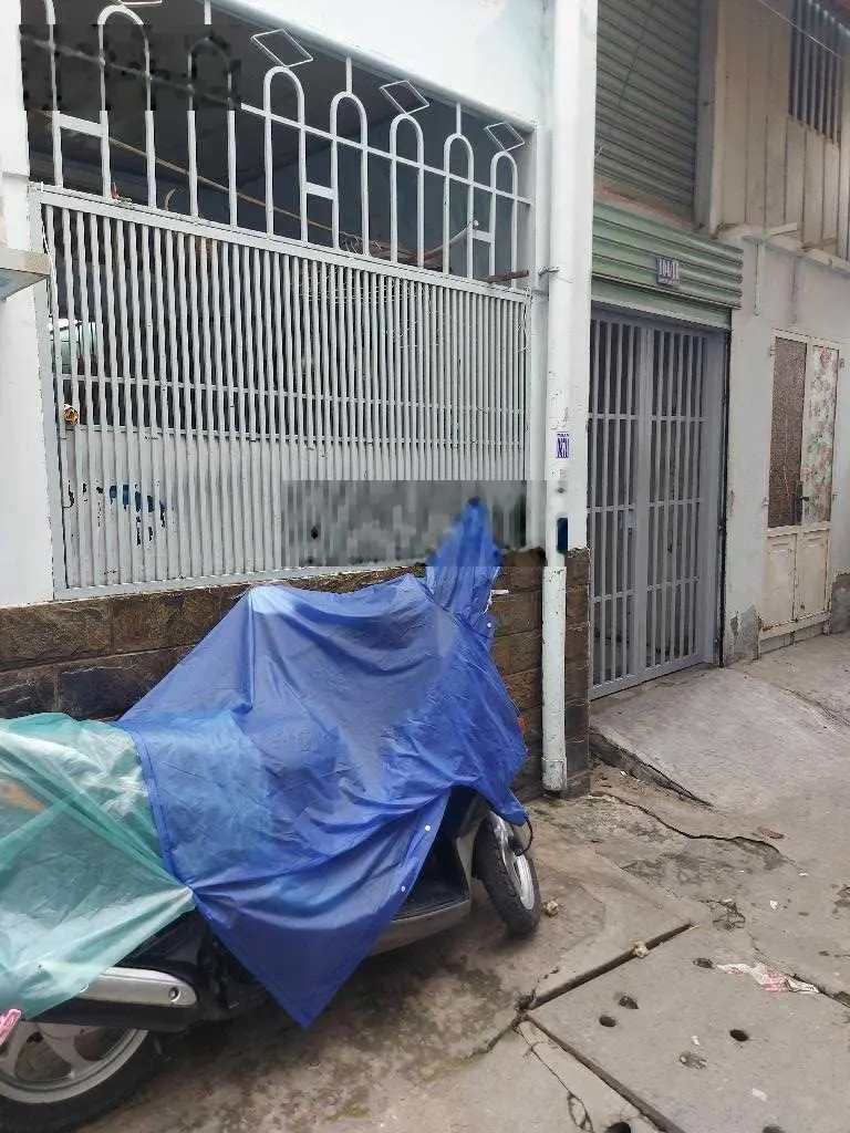 Bán nhà Quận 8, sát mặt tiền, rẻ nhất khu vực, 48m2, chỉ 3 tỷ xíu xíu