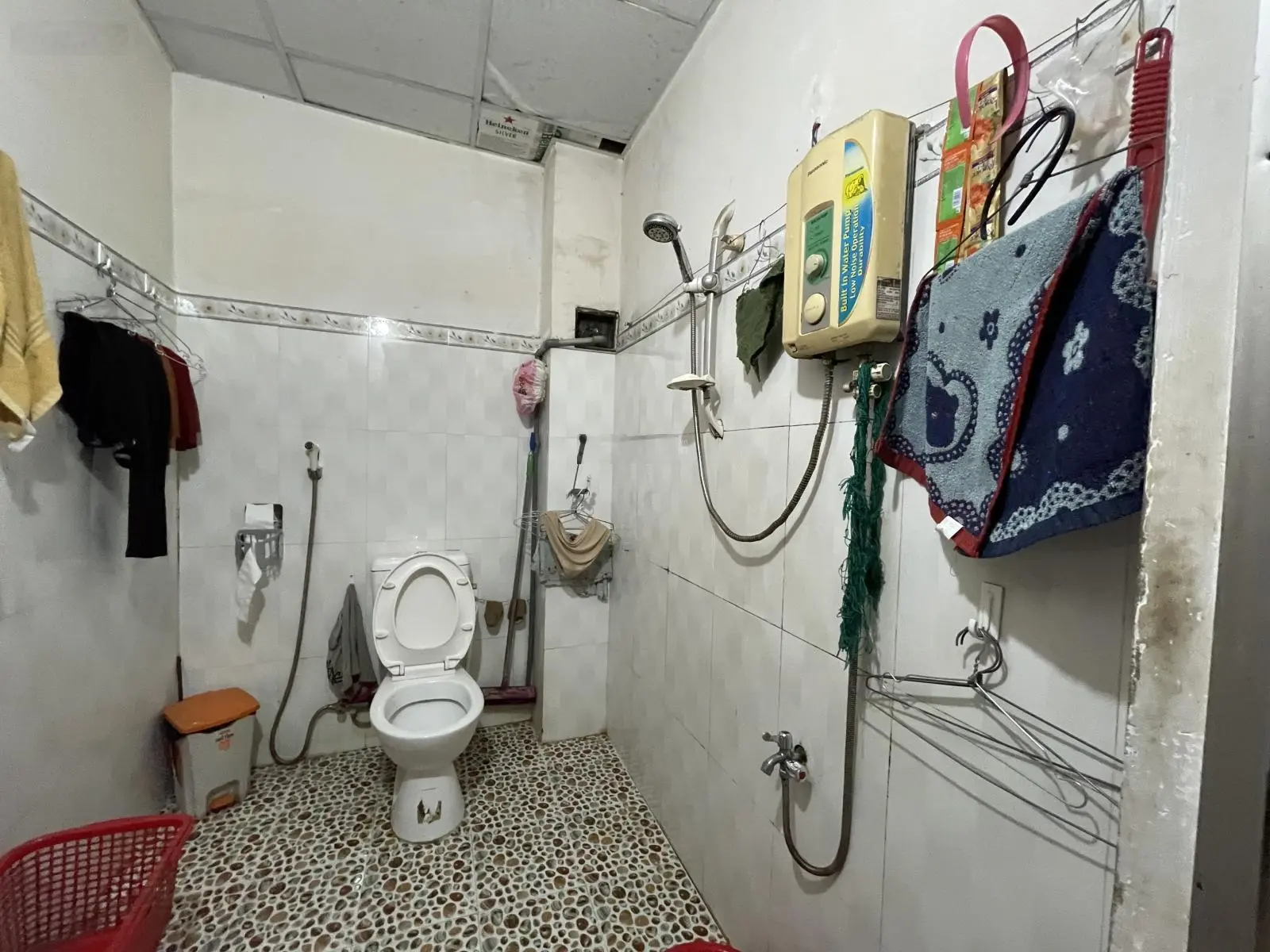 Cần bán gấp nhà mặt tiền kinh doanh, cạnh bến xe , cách biển 3 phút