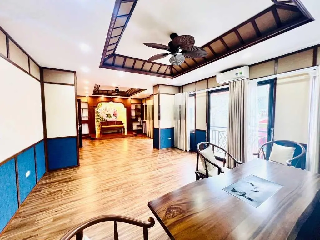 Bán nhà 6 tầng giáp mặt hồ tây ngõ ô tô - thang máy - ở sướng - kd đỉnh, 83,2m2, giá 21 tỷ