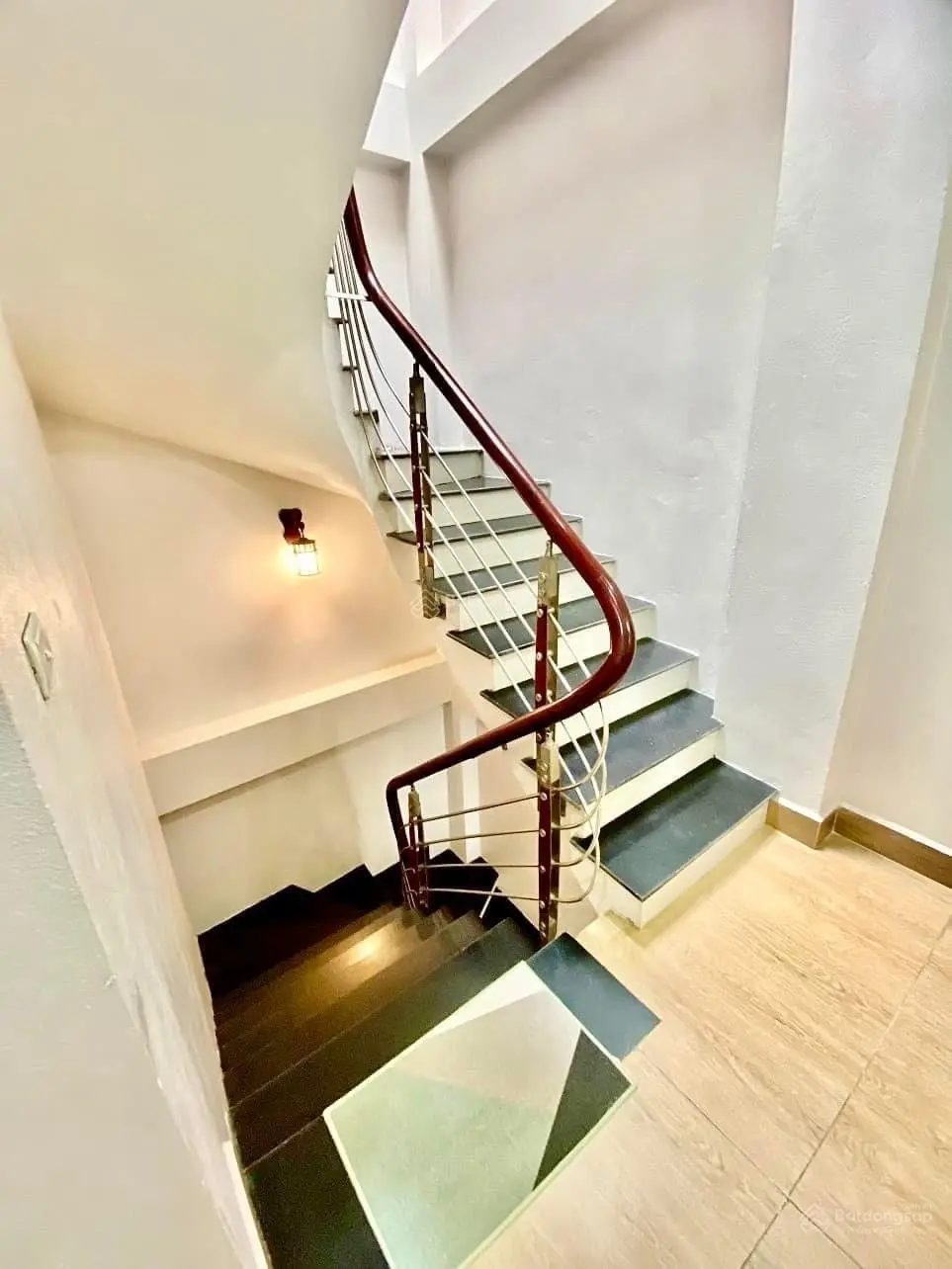 Bán nhà trung tâm Hà Đông 40m2, 5T mt 3.5m giá chỉ 5 tỷ ngõ thông ô tô gần tiện ích khu dịch vụ