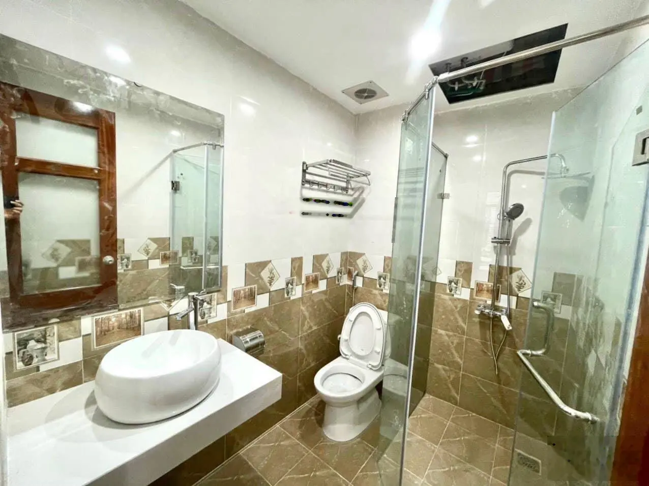 Bán nhà Lĩnh Nam 30m2x5 tầng, 4,6tỷ. 20m oto tránh, gần Sunshine, hồ Vĩnh Hoàng, cầu Mai Động