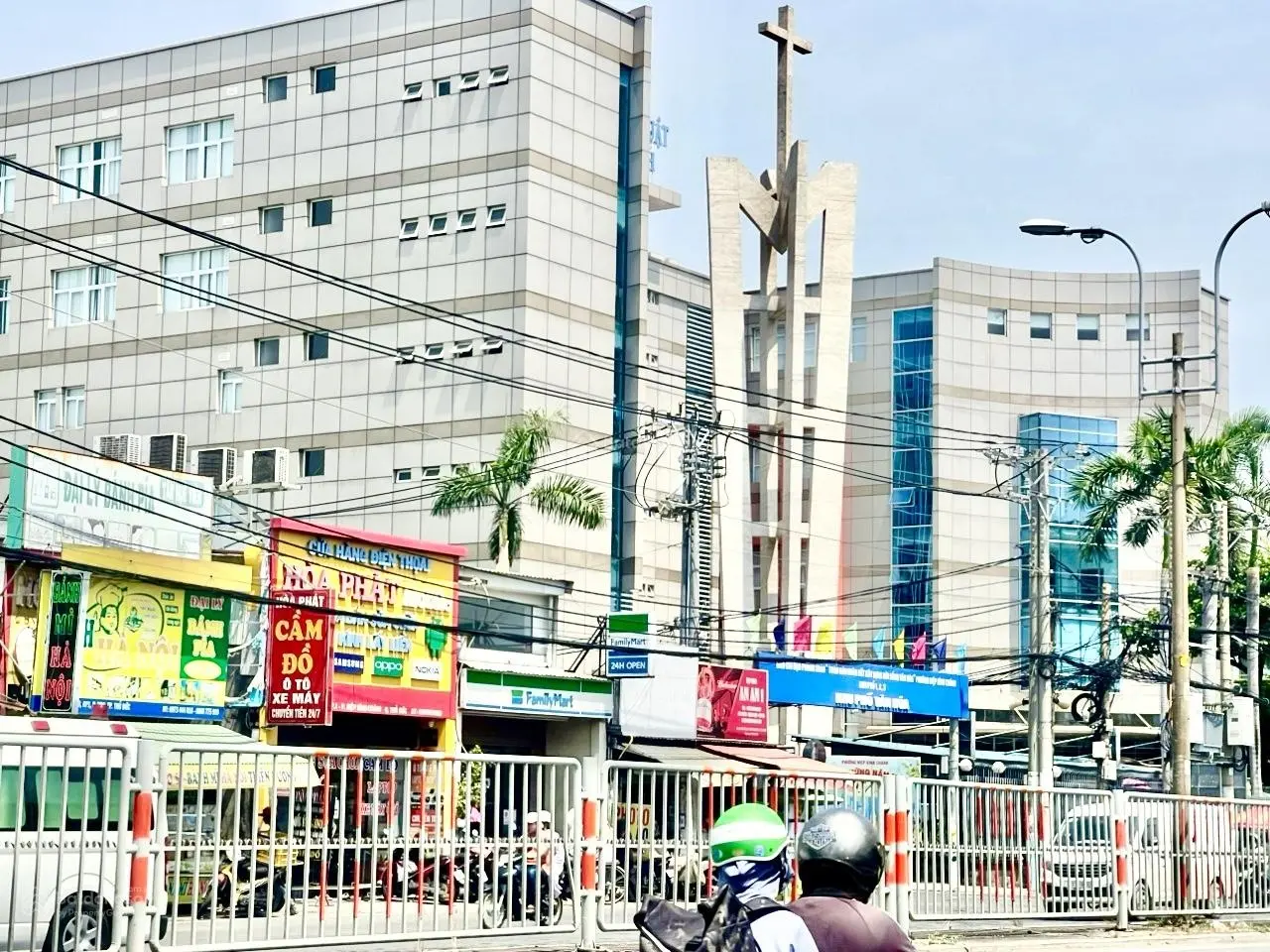 Siêu mặt tiền VIP - vị trí kinh doanh VIP - mặt tiền Quốc Lộ 13, Hiệp Bình Chánh, Thủ Đức - 106m2