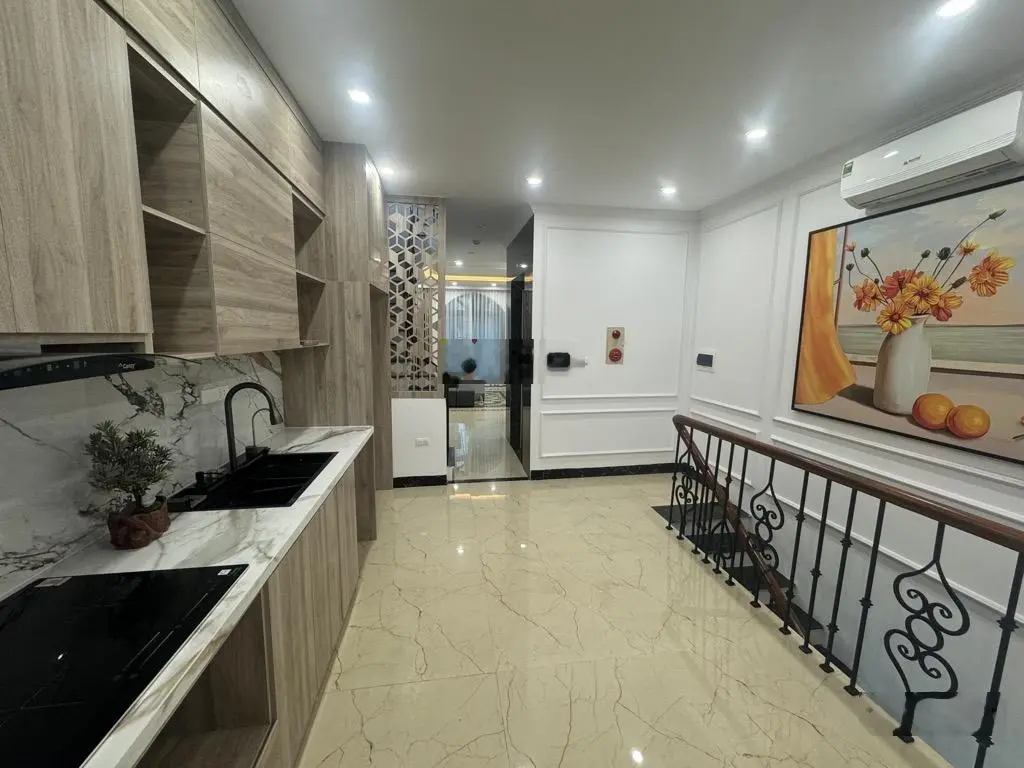 Nhà đẹp long lanh - Lê Trọng Tấn- Hà Đông, thang máy ,ô tô tránh, 52m, 5 tầng, mt 4m giá 11.5 tỷ