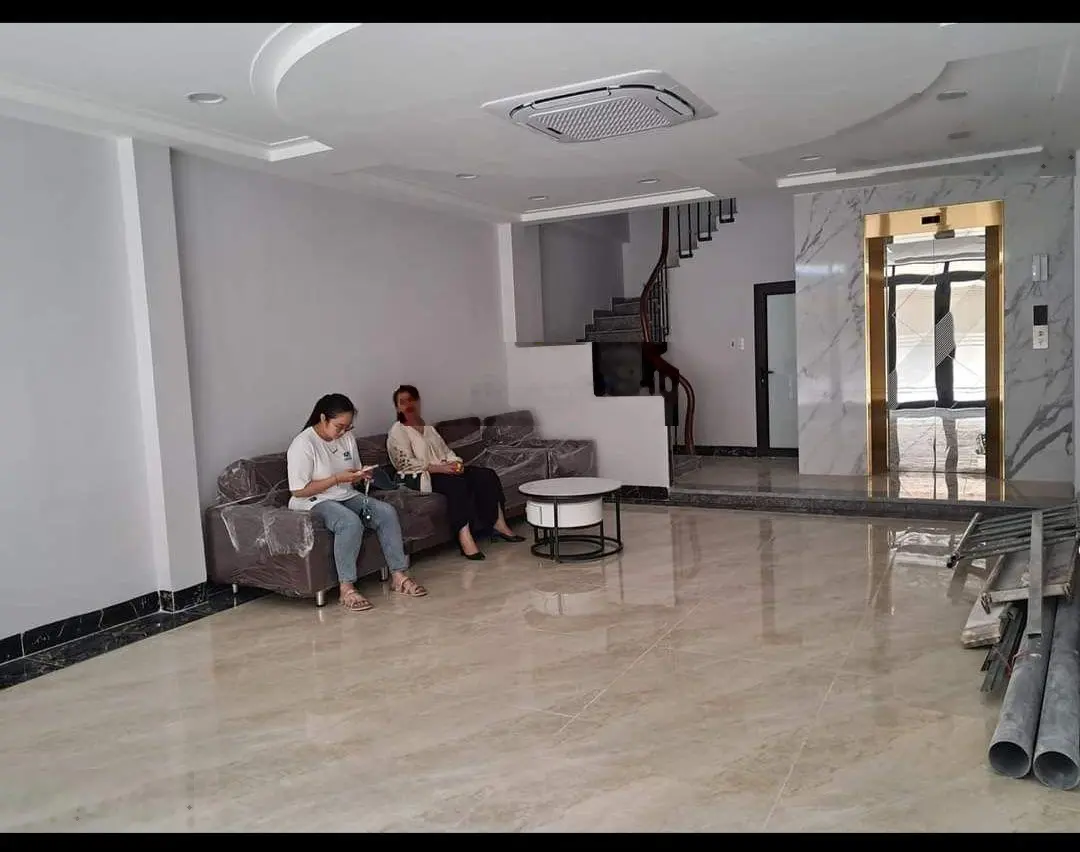 Chính chủ gửi bán nhà Nguyễn Thị Định diện tích 60m, 6tầng thang máy nhà mới koong