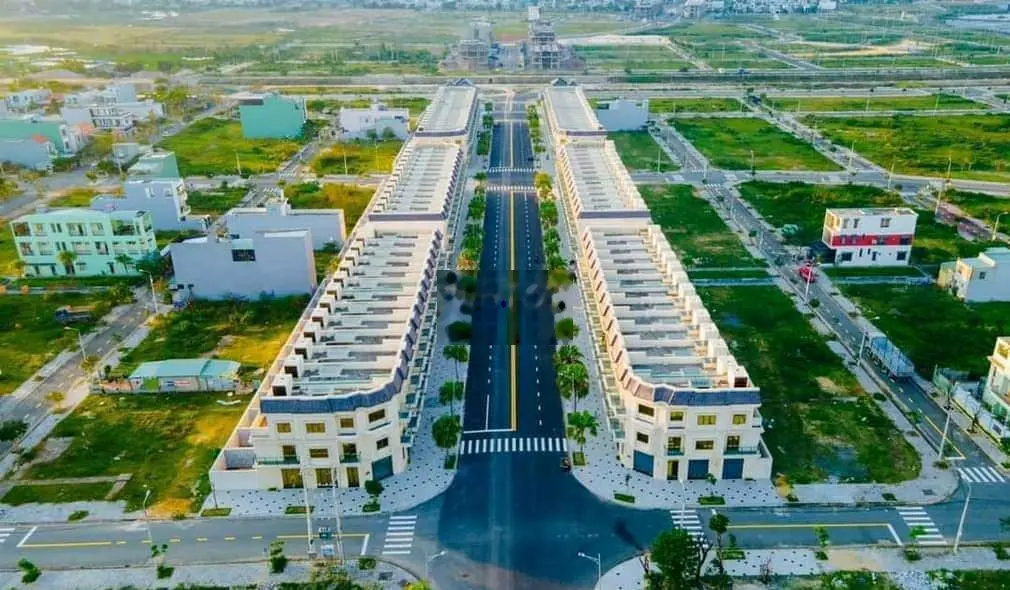 KẸT NỢ BÁN LÔ ĐẤT MT TRƯƠNG VẪN LĨNH GẦN BIỂN,TRƯỜNG CẤP 1,II,III