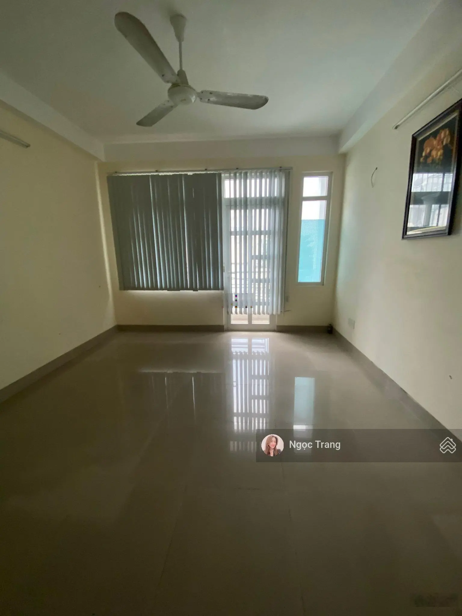 Hàng mới nhất khu D3 - D1 P25 2 xe hơi tránh nhau 3tấm phù hợp mua ở kinh doanh đa ngành nhỉnh 12tỷ