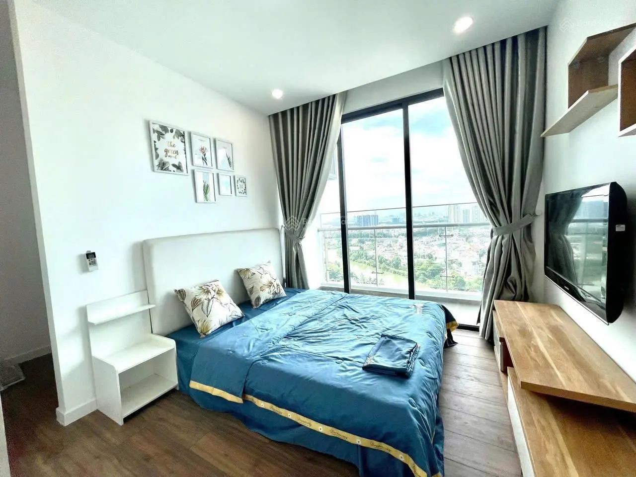 Chung cư D'Lusso chủ nhà gửi bán lỗ căn hộ 2PN, giá chỉ 4,1 tỷ còn thương lượng không báo giá ảo