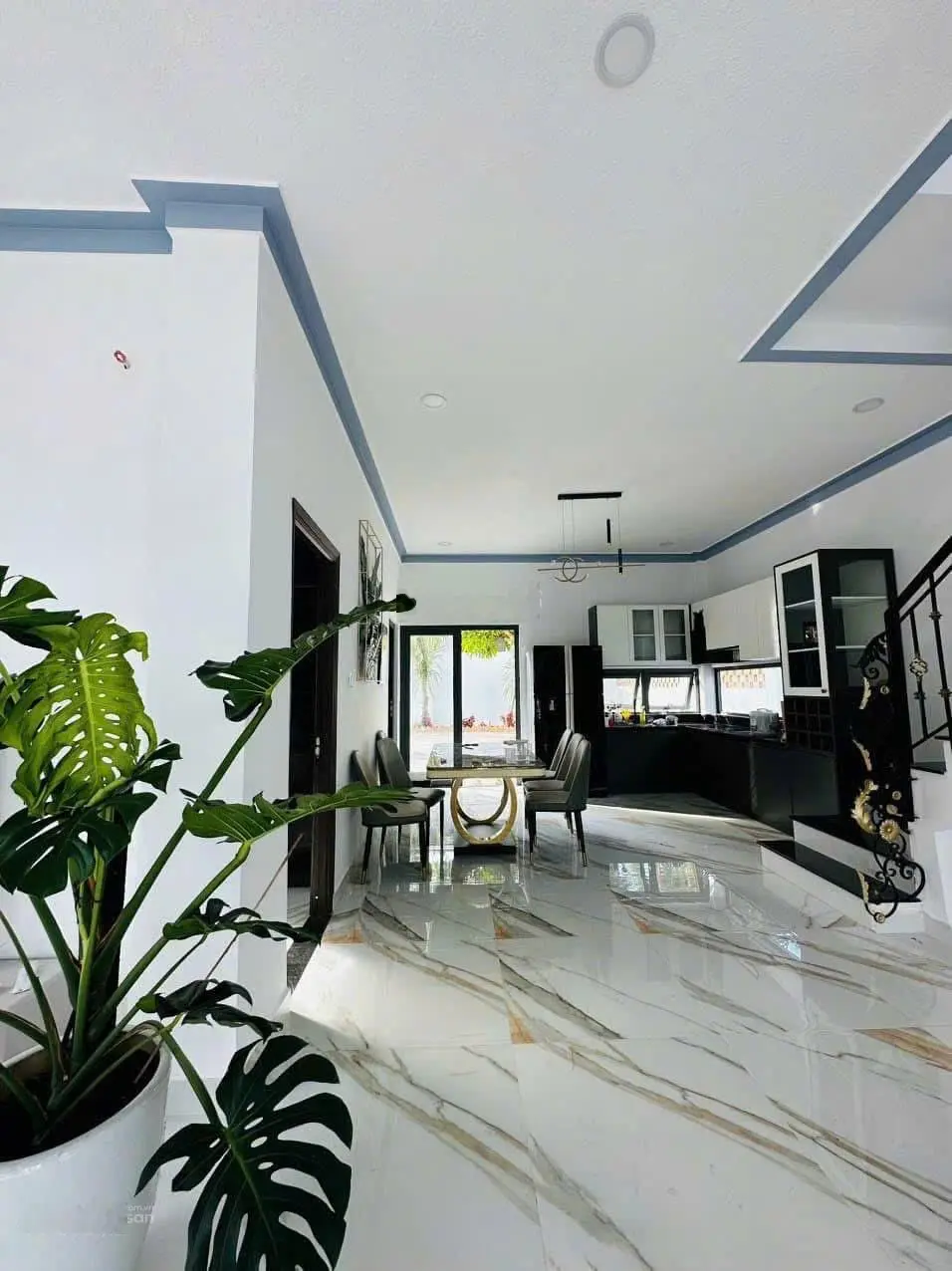 Chính chủ cần bán gấp căn nhà đẹp mới đầy đủ nội thất MT Quốc Lộ 20, Di Linh, Lâm Đồng