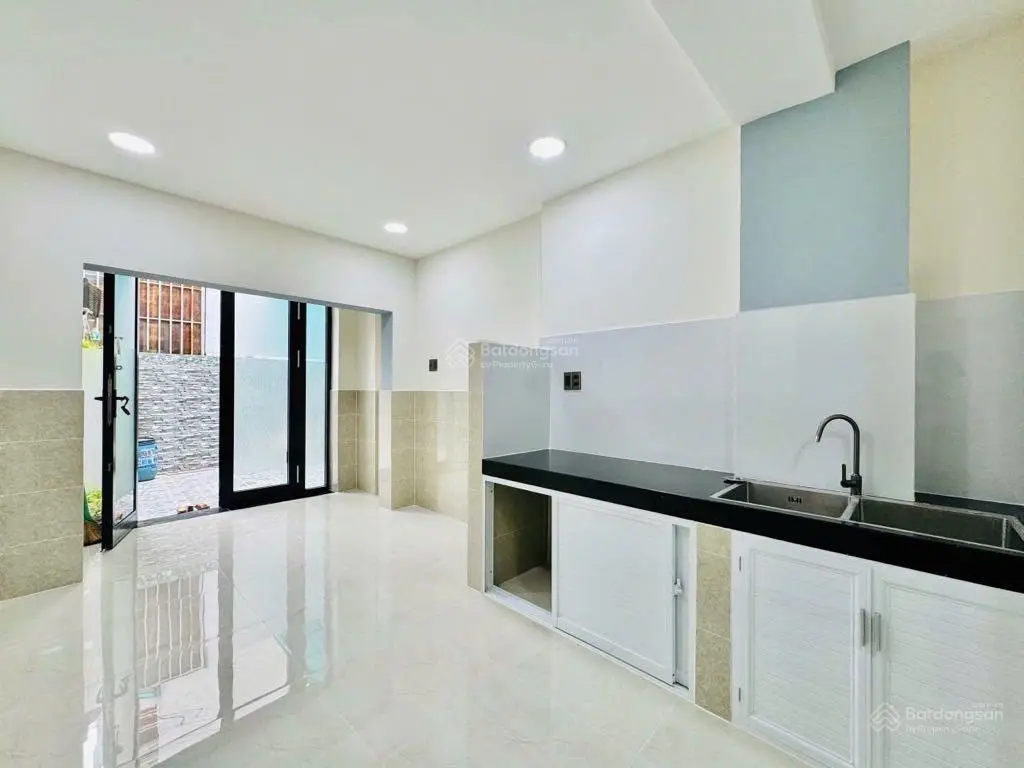 Bán nhà HXH Nguyễn Văn Khối, 30m2, 3 tầng BTCT, nhà mới, khu dân trí, chỉ 3 tỷ