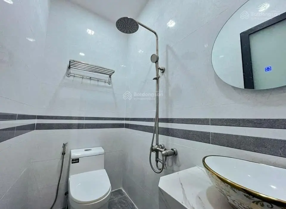 Bán nhà ngay 1036 Tỉnh Lộ 10 Bình Tân 1L 2PN