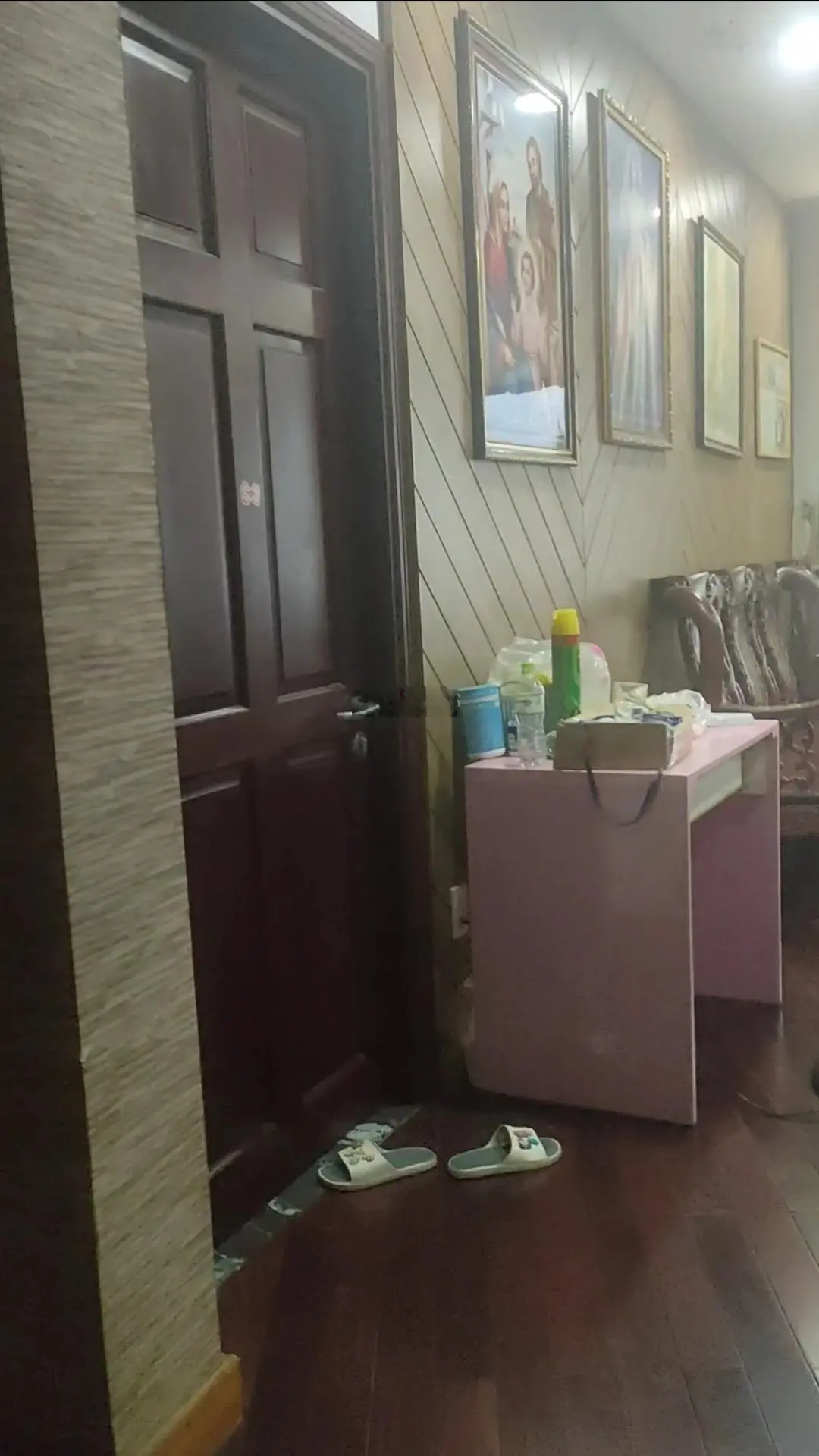 Nhà 5 tầng Nguyễn Duy Trinh 230m2 ngang 8m fuil nội thất 32 tỷ